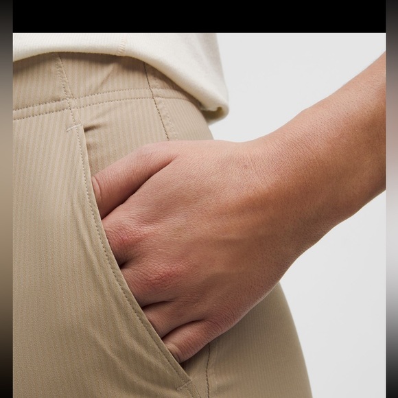 Lululemon dance studio HR tight fit flared pants size M NWT! - Picture 11 of 13